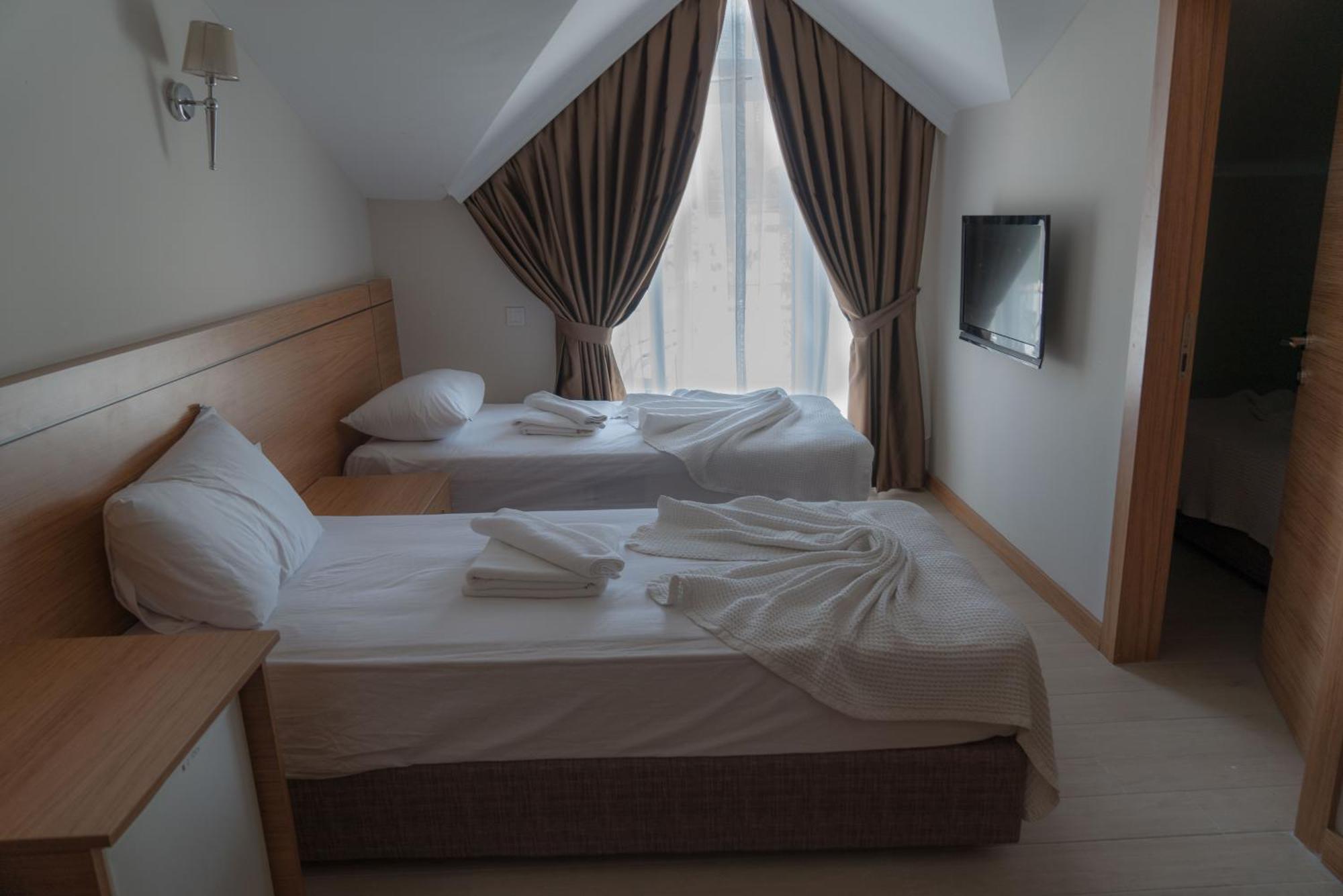 Beso Beach Hotel أجفا المظهر الخارجي الصورة
